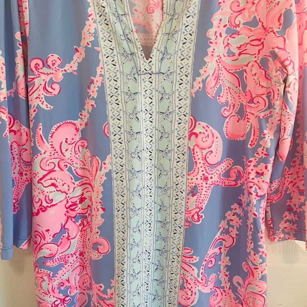 Lilly Pulitzer Pink Graphic 3/4 Sleeve Tunic - Picture 4 of 8